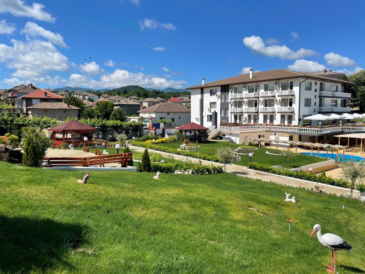 Hotel Elit Kirkovo  Ngoại thất bức ảnh