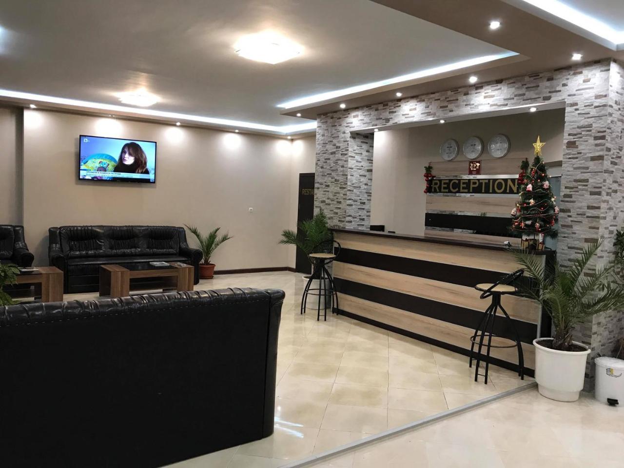 Hotel Elit Kirkovo  Ngoại thất bức ảnh